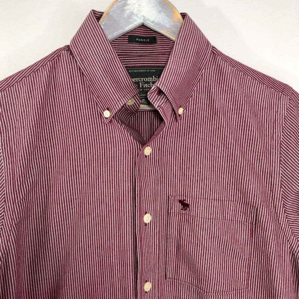 Abercrombie Mens Muscle Small Button Down Burgundy - Picture 2 of 8